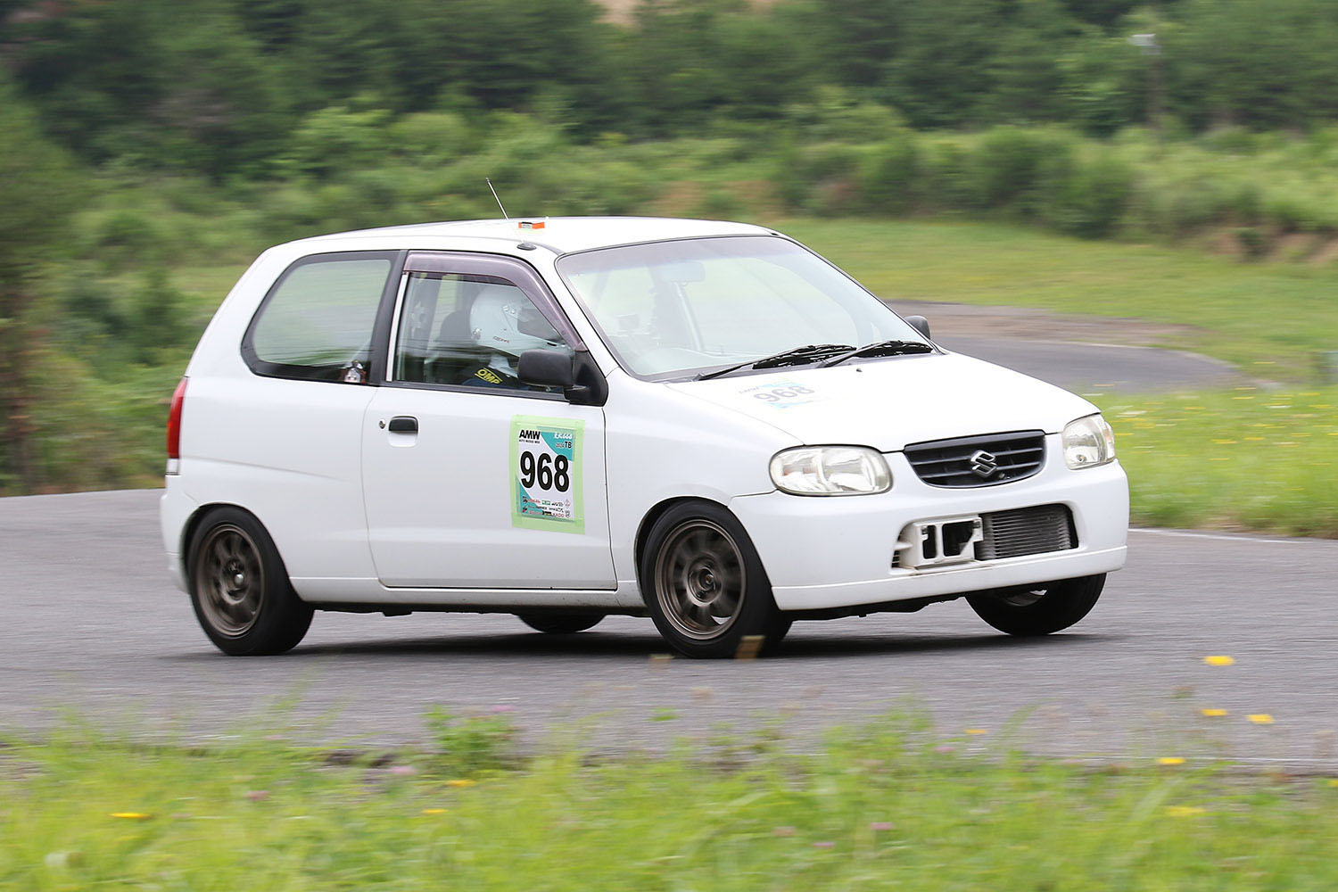 スズキ「アルト」に「ワゴンR」のターボエンジンを移植！ 軽カーで争う「東北660ターボGP」でクラス首位の車両のチューニングポイントとは | AUTO  MESSE WEB（オートメッセウェブ） 〜クルマを文化する 〜