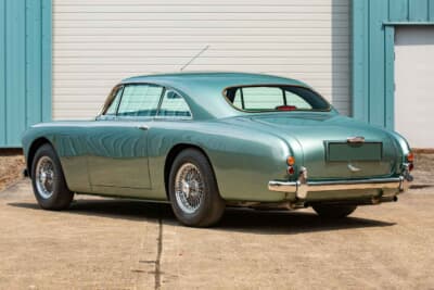 42万1250英ポンド(邦貨換算約8380万円)で落札されたアストンマーティン「DB4 プロトタイプ」(C)Courtesy of RM Sotheby's