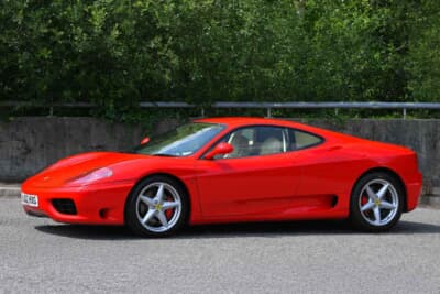 5万5200ポンド（邦貨換算1115万円）で落札されたフェラーリ「360モデナ」（C）Bonhams