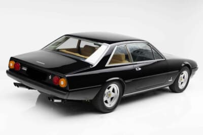 18万4800ドル（邦貨換算約2720万円）で落札されたフェラーリ「400i」（C）Courtesy of RM Sotheby's