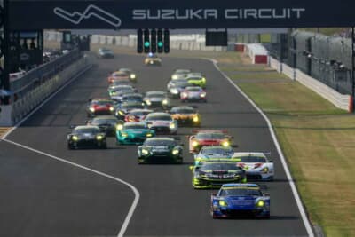 GT300クラスのポールポジションを獲得したのは、61号車 SUBARU BRZ R&D SPORT。第2戦富士でファイナルラップにエンジンブローに見舞われ優勝を逃しただけに、リベンジに燃えていた