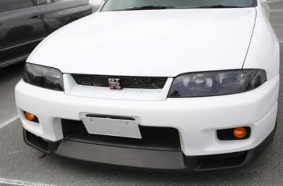 R33のフロントマスク