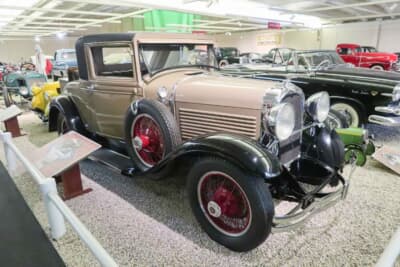 マーモン クーペ モデル68：V型16気筒エンジンの導入など高級車市場にモデルを展開していたマーモン・オートモ ビル社の比較的小型で8気筒エンジンを搭載していたシリーズがモデル68