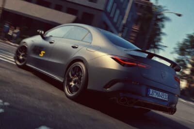 メルセデスAMG CLA45 S 4MATIC+ファイナルエディション:8速トランスミッションのDCT-8Gは電光石火のギアシフトを可能とする