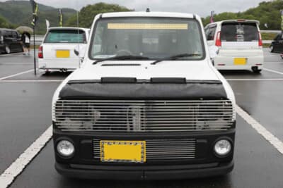 スズキ アルトラパン:ビレットグリルとノーズブラがUSカスタムらしさを演出