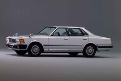 日産 セドリック ターボ。豪華な4ドアハードトップにパンチの利いたターボパワーを搭載