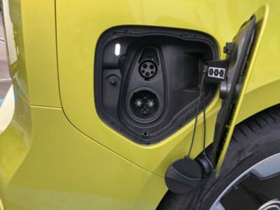 フォルクスワーゲン ID. Buzz プロ ロングホイールベース