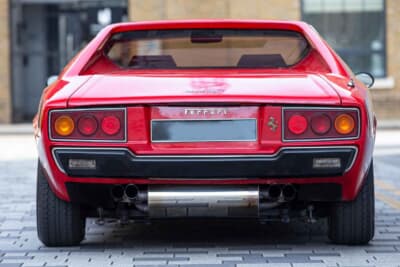 3万2200ポンド（邦貨換算約650万円）で落札されたフェラーリ「308GT4」（C）Bonhams