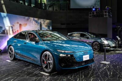 アウディS6 e-tron：搭載するバッテリーは12モジュール構成で180個のプリズマティックセルからなり、総電力量は100kWh