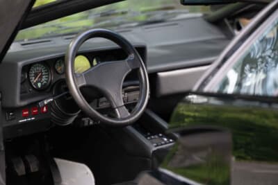  55万5000ドル（邦貨換算約8168万円）で落札されたランボルギーニ「カウンタック 25thアニバーサリー」（C）Courtesy of RM Sotheby's