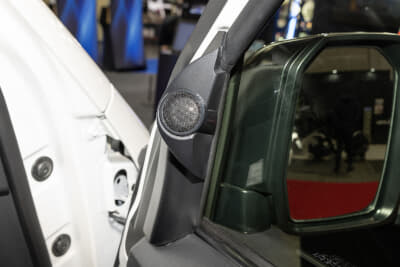 カロッツェリア・ハイエース専用トゥイーター取り付けキット(UD-K304)