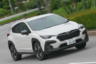 スバル クロストレックS:HEV：モーターだけによるEV走行領域が広くなり燃費が向上