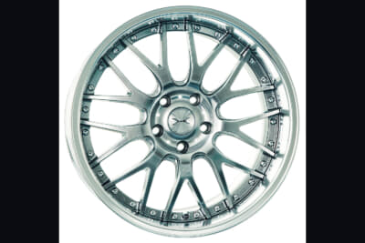 マーベリック709M:マーベリック709Mのリバースリム×スーパーフランジリム。リムの主張感がアップすることで、疾走感も増している