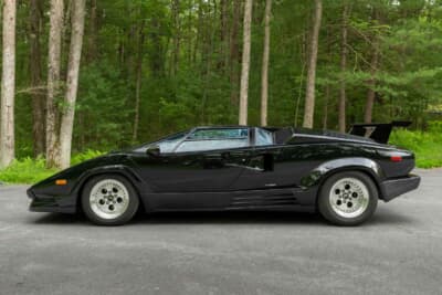  55万5000ドル（邦貨換算約8168万円）で落札されたランボルギーニ「カウンタック 25thアニバーサリー」（C）Courtesy of RM Sotheby's