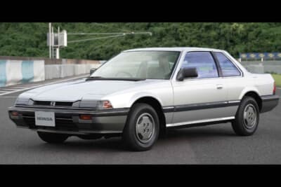 ホンダ プレリュード：1982年から1987年まで生産された2代目プレリュード