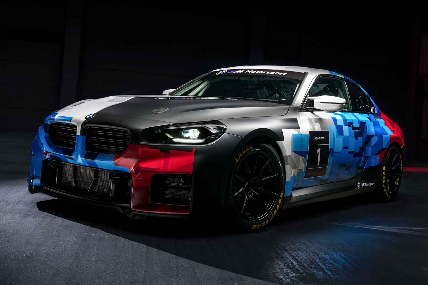 サーキット専用のエントリーモデル!?BMW M2 Racingの国内受注を開始 