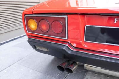 3万2200ポンド（邦貨換算約650万円）で落札されたフェラーリ「308GT4」（C）Bonhams