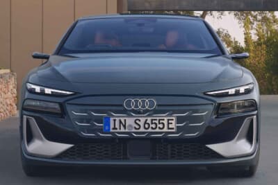 ウディS6 e-tron：精悍なブラックマスクで囲まれた開口部のないワイドなシングルフレームグリル採用のS6シリーズ