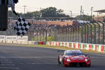 優勝は23号車 MOTUL AUTECH Z