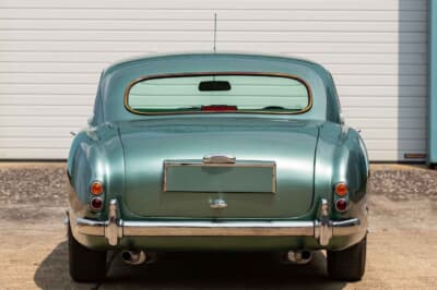 42万1250英ポンド(邦貨換算約8380万円)で落札されたアストンマーティン「DB4 プロトタイプ」(C)Courtesy of RM Sotheby's