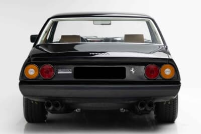 18万4800ドル（邦貨換算約2720万円）で落札されたフェラーリ「400i」（C）Courtesy of RM Sotheby's