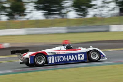 伊藤ハムカラーのローラT88/50/セルモ89G。エンジンはマツダRE-20B 3ローターで、従野孝司選手がドライブしたマシンだ。この日はオーナーに代わり、海外ヒストリックF1にも参戦しモナコでも表彰台に上がったカツ久保田選手がドライブした