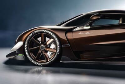 ケーニグセグ・サダイアーズスピア：専用7スポークのAircoreカーボン製ホイールを採用