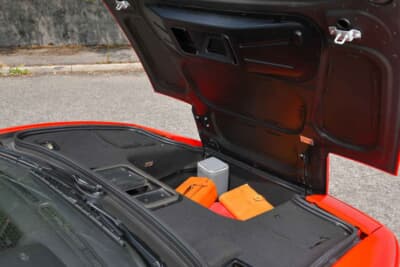 9万7750ポンド（邦貨換算約1444万円）で落札されたフェラーリ「F355スパイダー」（C）Bonhams