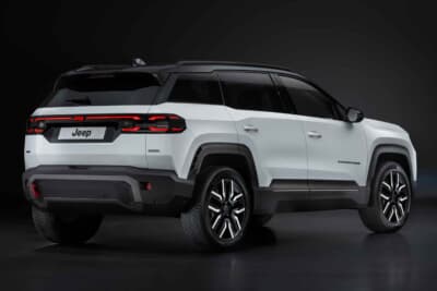 ジープ・コンパス4xe：サスペンションは標準よりさらに10mmリフトアップ