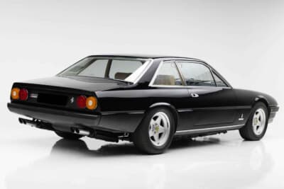 18万4800ドル（邦貨換算約2720万円）で落札されたフェラーリ「400i」（C）Courtesy of RM Sotheby's