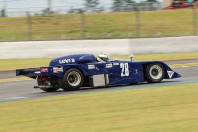 マキF1で知られる三村建司氏により製作されたMANA-09。このマシンだけでなく、コンディションを完璧に保ちマシンたちを披露してくれたオーナーたちに感謝したい