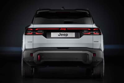 ジープ・コンパス4xe：アウトドアでの実用度はもちろん、タウンでのファッション性にも訴求