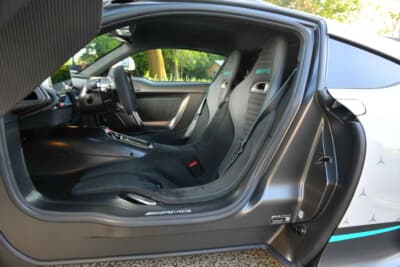 245万6600ポンド（邦貨換算約3億6000万円）で落札されたメルセデス「AMG ONE」（C）Bonhams