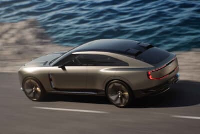 ベントレーEXP 15デザインビジョンコンセプト：ロングドライブに適した航続距離と高速充電性能を誇るユニットを搭載