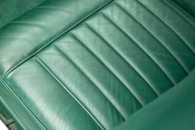 42万1250英ポンド(邦貨換算約8380万円)で落札されたアストンマーティン「DB4 プロトタイプ」(C)Courtesy of RM Sotheby's