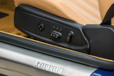 8万500スイスフラン（邦貨換算約1490万円）で落札されたフェラーリ「612スカリエッティ」（C）Bonhams