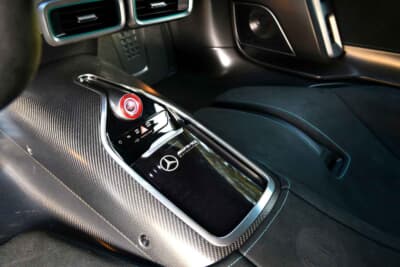 245万6600ポンド（邦貨換算約3億6000万円）で落札されたメルセデス「AMG ONE」（C）Bonhams