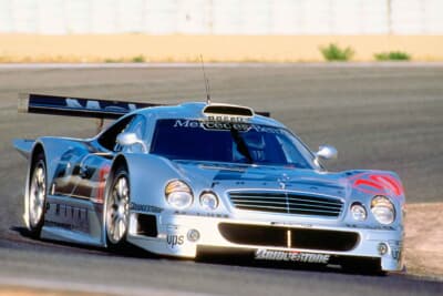 メルセデス・ベンツ CLK‐GTR:1997年、10月19日のセブリングと10月26日のラグナ・セカの2レースとも、ベルント・シュナイダー/クラウス・ルートヴィヒ組がCLK-GTRを駆って優勝。写真は10月26日、ラグナ・セカ(米国カリフォルニア州)を滑走するベルント・シュナイダー