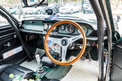 いすゞ ベレット1800GT：インテリアはレーシーに仕立てている