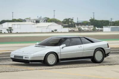 価格応談で現在も販売中のロータス「エトナ」(C)Courtesy of Broad Arrow