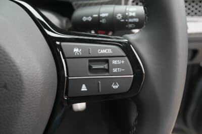 ミツオカ M55 Zero Edition:アダプティブクルーズコントロールをはじめ、運転支援機能は標準装備