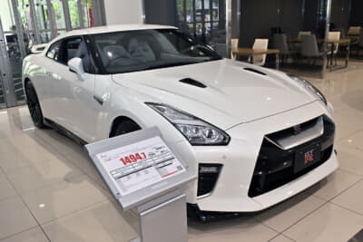 支払総額:1494.7万円●MY20プレミアムエディション●初年度登録2019(R01)年8月●走行距離:1万3700㎞