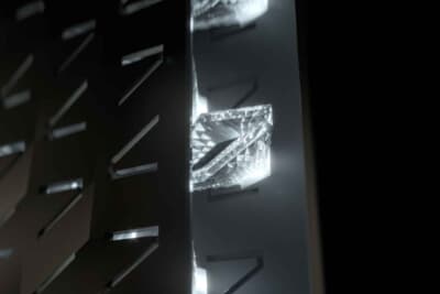 ベントレーEXP 15デザインビジョンコンセプト：ベントレーを象徴するダイヤモンドキルティングをモチーフにしたグリル