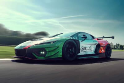 ランボルギーニ・テメラリオGT3：ジャッキアップして必要に応じて作業効率を高めるフロアセンター