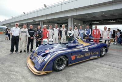 ウルフMCSを囲む「MINI5 GC Returns 2025」参加ドライバー、そしてレジェンドドライバーたち
