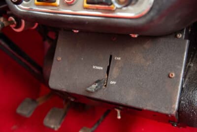 1万1500英ポンド(邦貨換算約230万円)で落札されたオースティン「ミニ1000」(C)Courtesy of RM Sotheby's