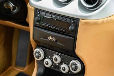 8万500スイスフラン（邦貨換算約1490万円）で落札されたフェラーリ「612スカリエッティ」（C）Bonhams