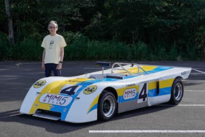 レジェンドドライバーの見崎清志さんはシェブロンB19に搭乗し、デモランを行った