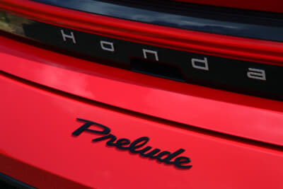 6代目プレリュード：ボディカラーはムーンリットホワイト・パール／メテオロイドグレー・メタリック／クリスタルブラック・パール／フレームレッドの4色を設定