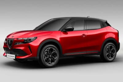 アルファロメオJuniorエレットリカではレッドインサートボディキットが用意されている